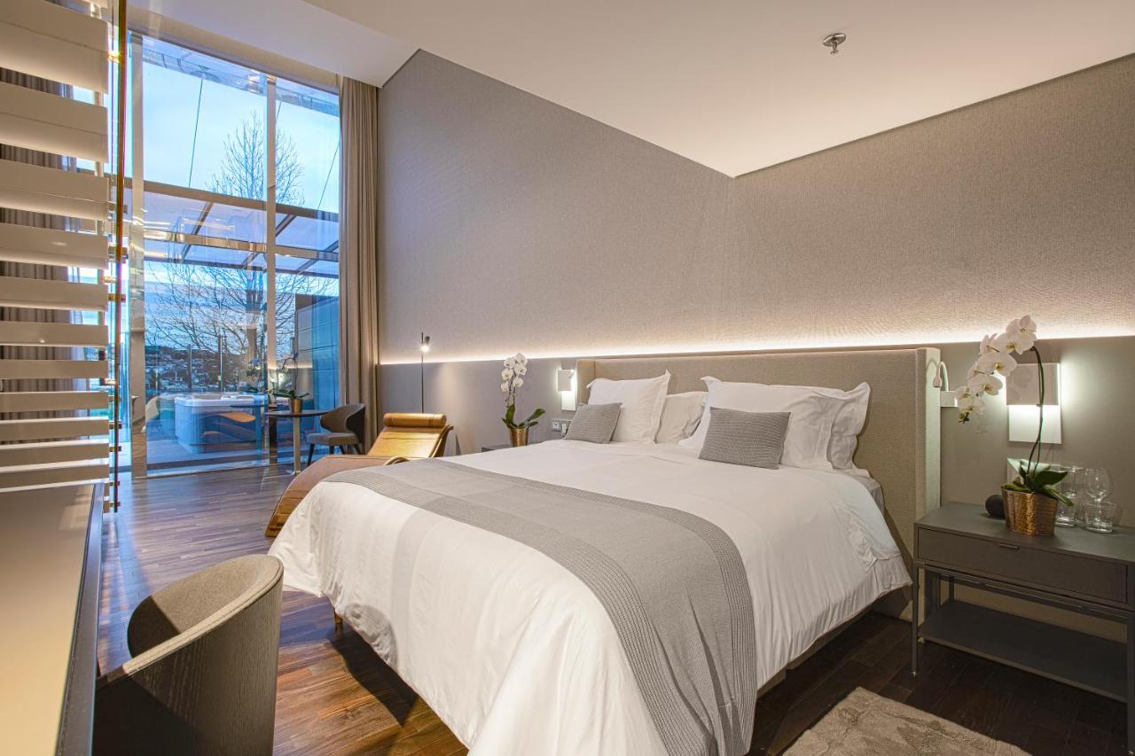 Suryaa Hotel Pinhais, Curio Collection By Hilton 외부 사진