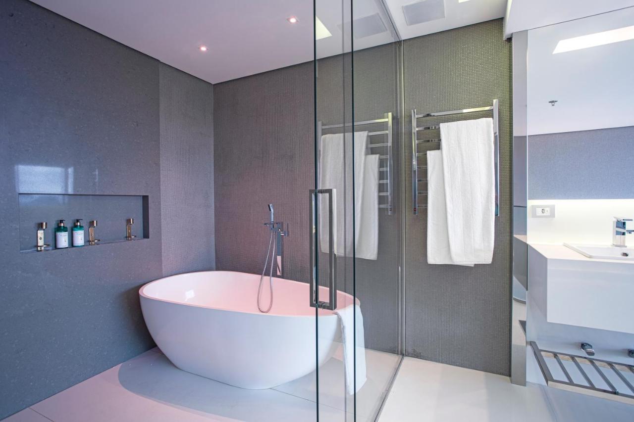 Suryaa Hotel Pinhais, Curio Collection By Hilton 외부 사진