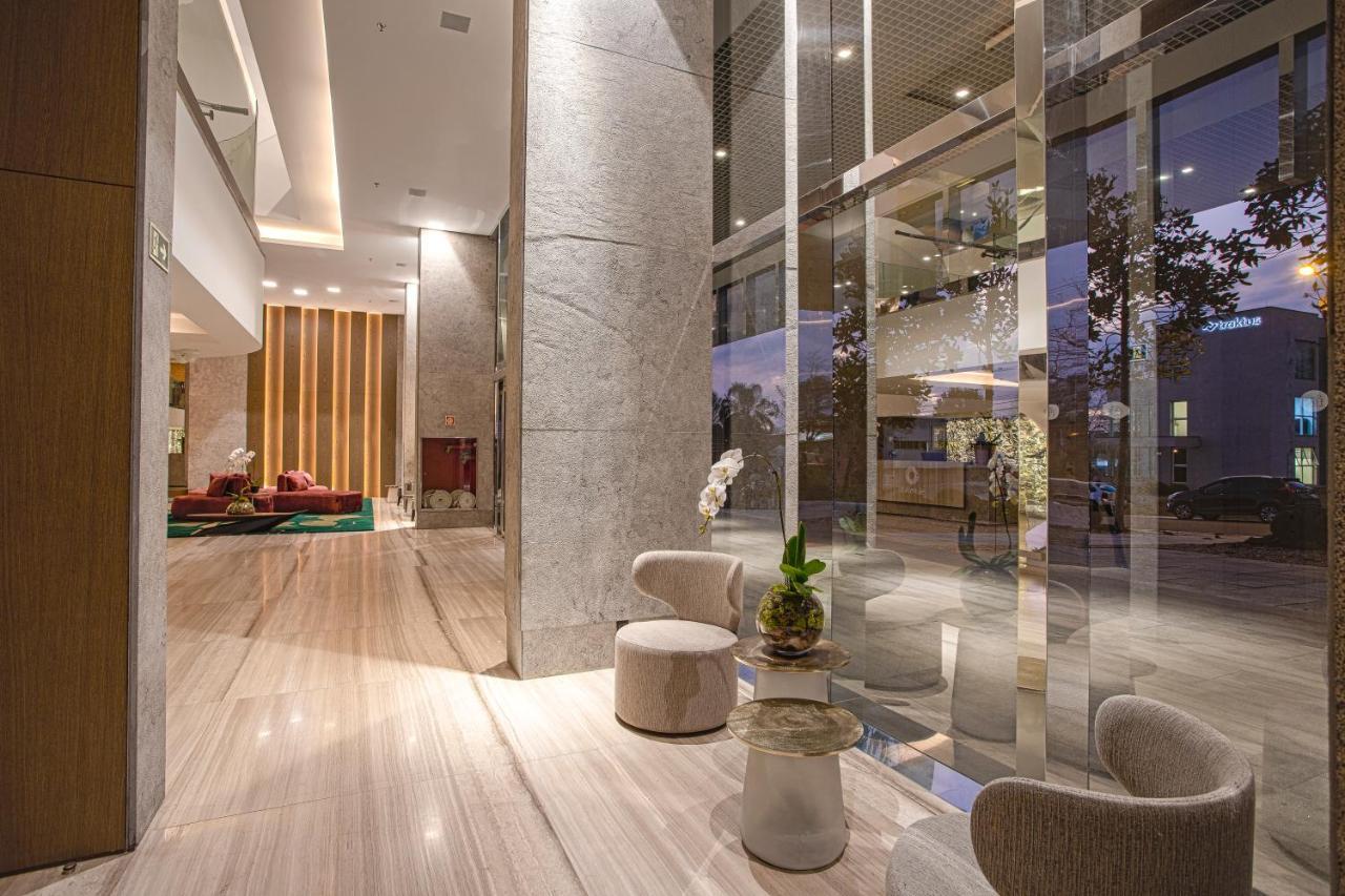 Suryaa Hotel Pinhais, Curio Collection By Hilton 외부 사진
