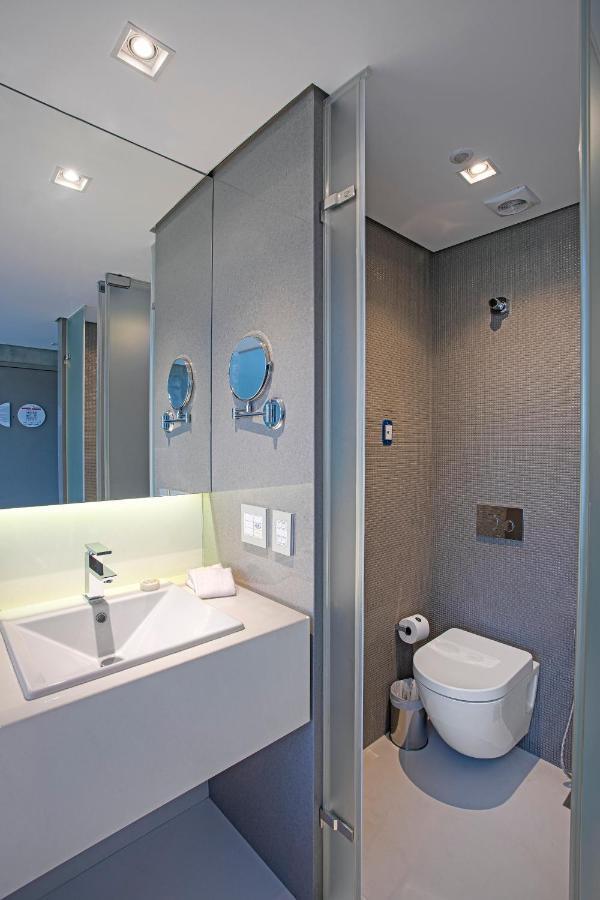 Suryaa Hotel Pinhais, Curio Collection By Hilton 외부 사진