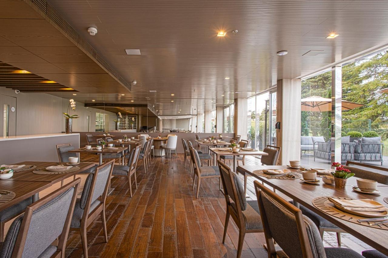 Suryaa Hotel Pinhais, Curio Collection By Hilton 외부 사진