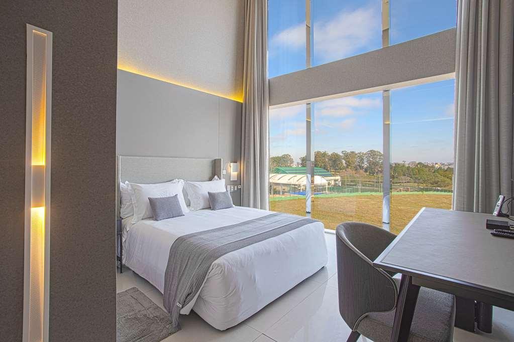 Suryaa Hotel Pinhais, Curio Collection By Hilton 객실 사진