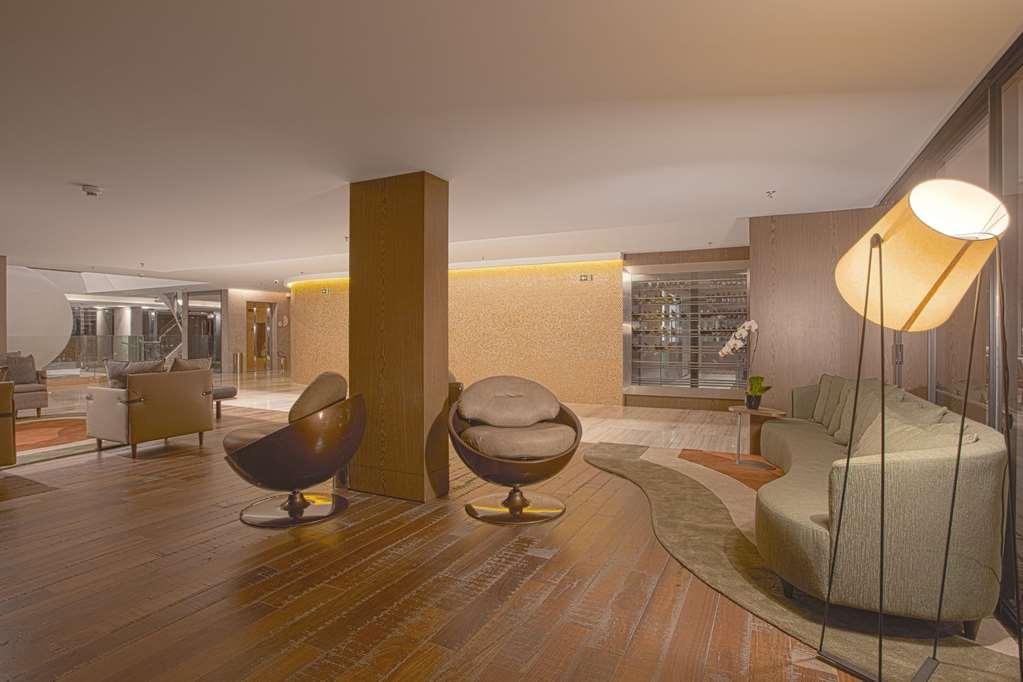 Suryaa Hotel Pinhais, Curio Collection By Hilton 내부 사진